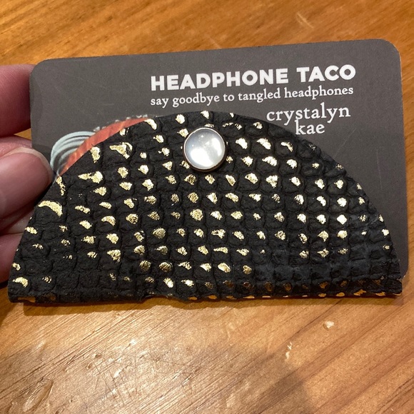 New! CRYSTALYN KAE Animal Print Headphone Tacos Cord Detanglers Metallic Leather - Picture 6 of 11